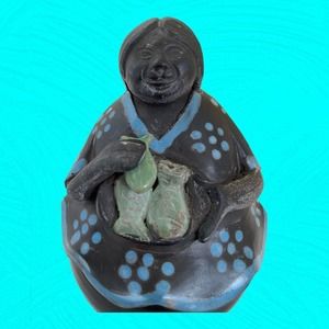 Vtg Chulucanas Peru Pottery Woman & Fish in Bowl artist signed Manuel Adauayue